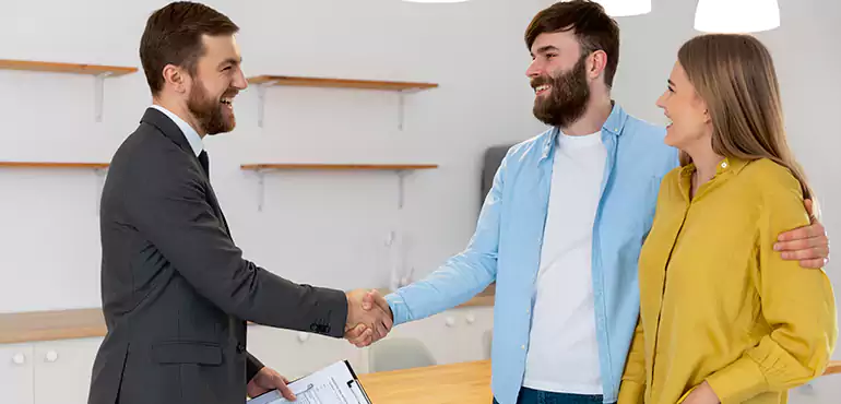 Why Choose Lakewood Home Buyers to Sell Your Condo Fast in Lakewood, CO?