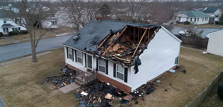 Why Choose Us for Selling Damaged House in Lakewood, CO?