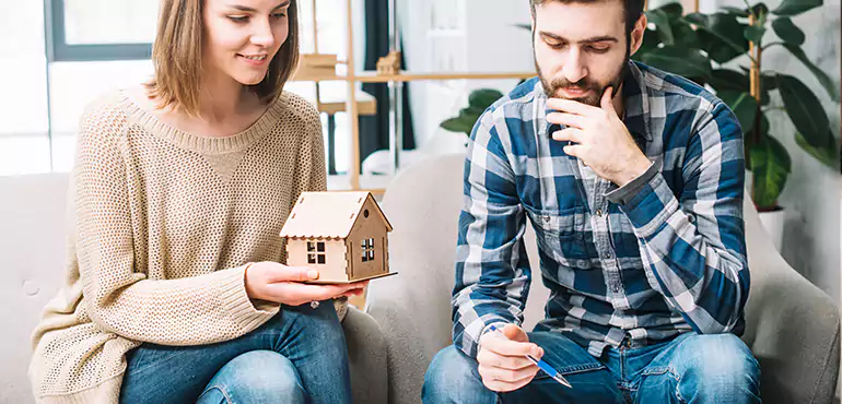 Why Homeowners Trust Lakewood Home Buyers to Sell House With Liens in Lakewood