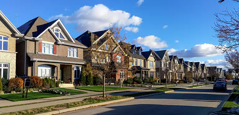 Common Reasons to Sell Your House for Cash in Lakewood
