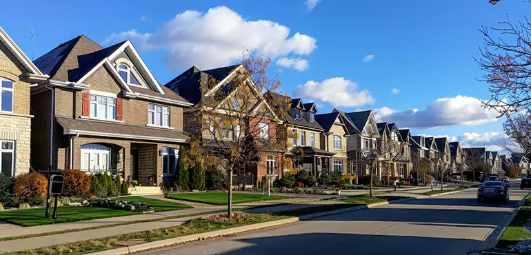 Why Choose Us for Selling Your Foreclosed House in Lakewood, CO?